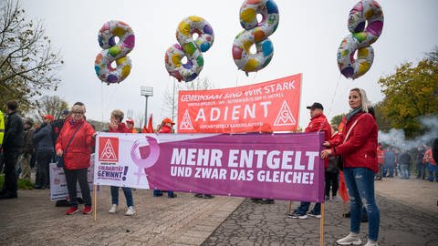 Adient Mitarbeiter in Kaiserslautern folgen Aufruf der IG Metall zum Warnstreik