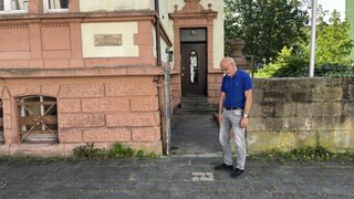 Georg Emme und die anderen Ehrenamtlichen setzten in Kaiserslautern viele Hebel in Bewegung, um vor zehn Jahren die ersten Stolpersteine zu verlegen. Mittlerweile sind es 182.