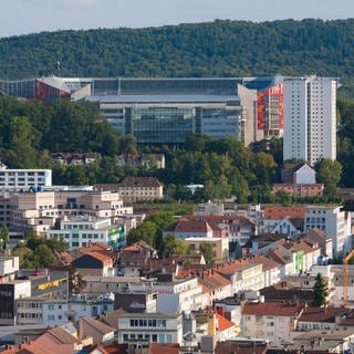 Die Stadt Kaiserslautern soll mehr Fans in die City locken. Das fordern Einzelhandel und Tourismus der Stadt.