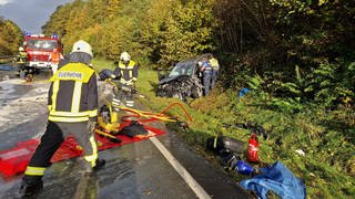 Bei einem Verkehrsunfall auf der B270 bei Waldfischbach-Buralben sind zwei Männer schwer verletzt worden. 