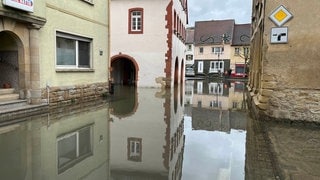 In Odenbach steht die Altstadt unter Wasser.