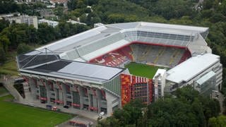 Das Heimstätte des FCK: das Fritz-Walter-Stadion-in-Kaiserslautern