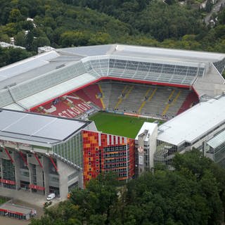 Das Heimstätte des FCK: das Fritz-Walter-Stadion-in-Kaiserslautern