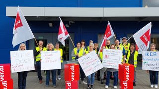 Ikea-Mitarbeiter streiken in Kaiserslauten