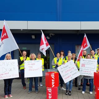 Ikea-Mitarbeiter streiken in Kaiserslauten