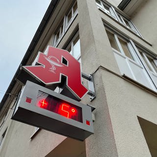 Bis auf die Rote Apotheke als Not-Apotheke bleiben heute alle Apotheken in Kaiserslautern geschlossen.