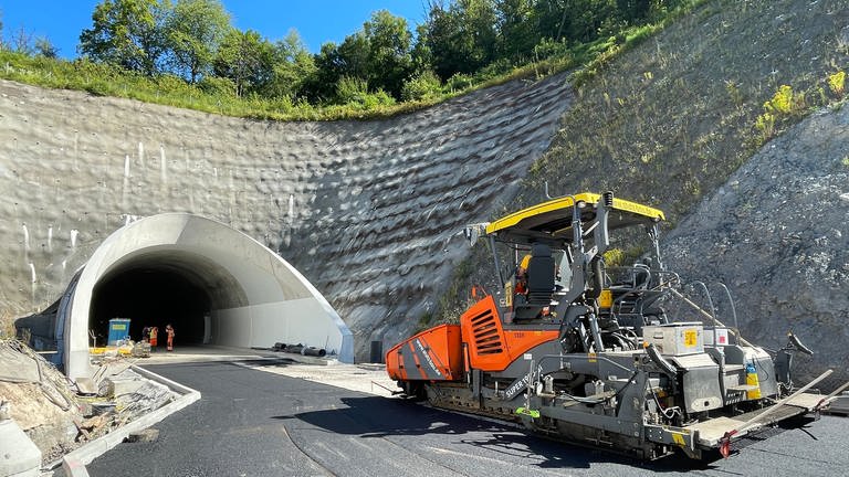 Der Tunnel Imsweiler im Donnersbergkreis soll in gut einem Jahr fertig sein.