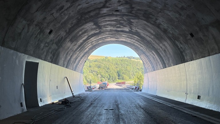 Der Tunnel Imsweiler im Donnersbergkreis soll in gut einem Jahr fertig sein.