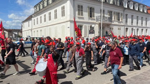 In Zweibrücken bei Tadano haben die Mitarbeiter gestreikt