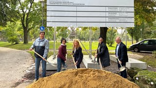 Spatenstich bei der Sportanlage Kleiner Exe in Zweibrücken.