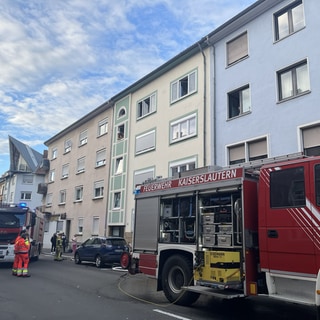 In Kaiserslautern hat es in einem Mehrfamilienhaus in der Rudolf-Breitscheid-Straße gebrannt.