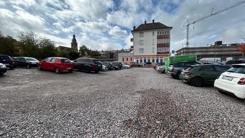 An dieser Stelle an der Ecke Höfelsgasse  Dankelsbachstraße, könnte in Pirmasens ein neues Hotel entstehen. 