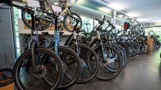 E-Bikes sind sehr teuer.