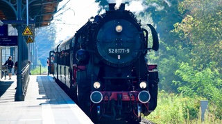 In Grünstadt und Ramsen wird am Sonntag gefeiert, dass vor 30 Jahren die Bahnstrecke zwischen den beiden Orten wieder in Betrieb genommen wurde. Wer schon immer mal mit einem Dampfzug fahren wollte, kommt voll auf seine Kosten. (Symbolbild)