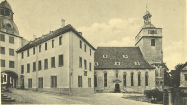 Kirchheimbolanden - altes Stadthaus mit Peterskirche um 1920