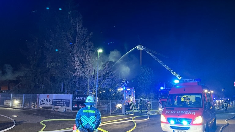 Feuer in Wäscherei in Landstuhl im Kreis Kaiserslautern