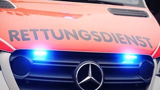 Bei einem Unfall in Kaiserslautern ist ein Fußgänger verletzt worden.