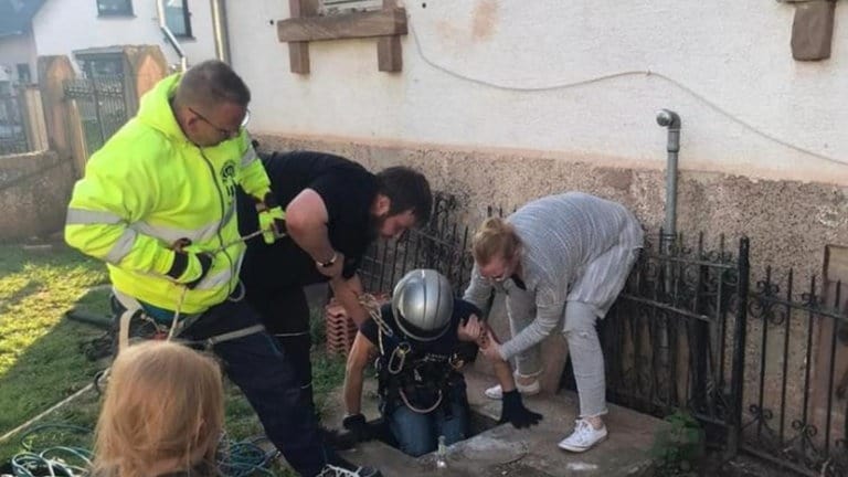 Die Tierrettung Kindsbach im Einsatz.