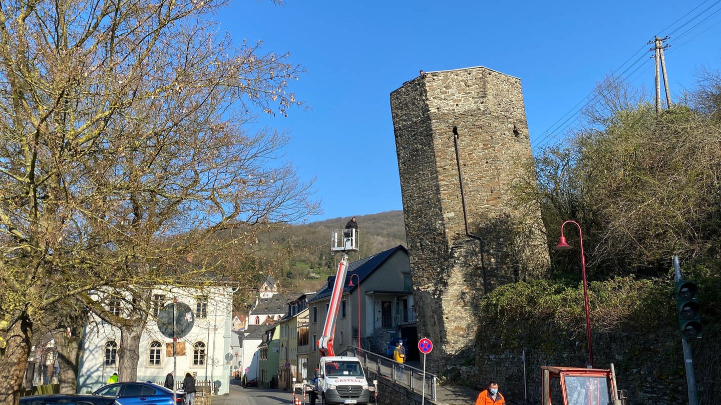 Schiefer Turm Von Dausenau Droht Einzusturzen Swr Aktuell