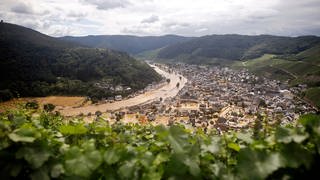 Der kleine Ort Dernau, komplett von Wasser verschlungen (Foto: picture-alliance / Reportdienste, Picture Alliance)