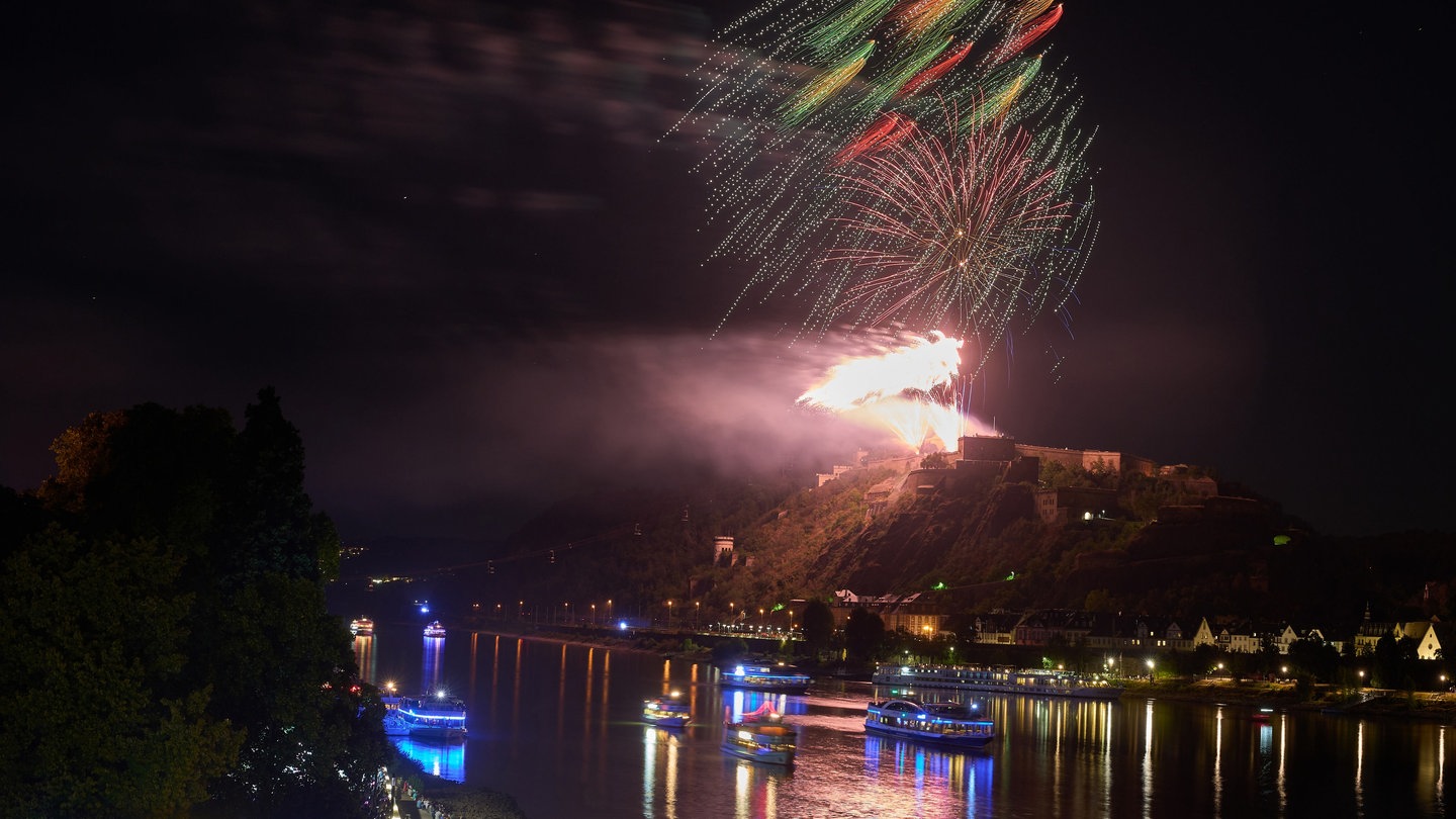 Rhein in Flammen 2024 Droht jetzt das Aus? SWR Aktuell