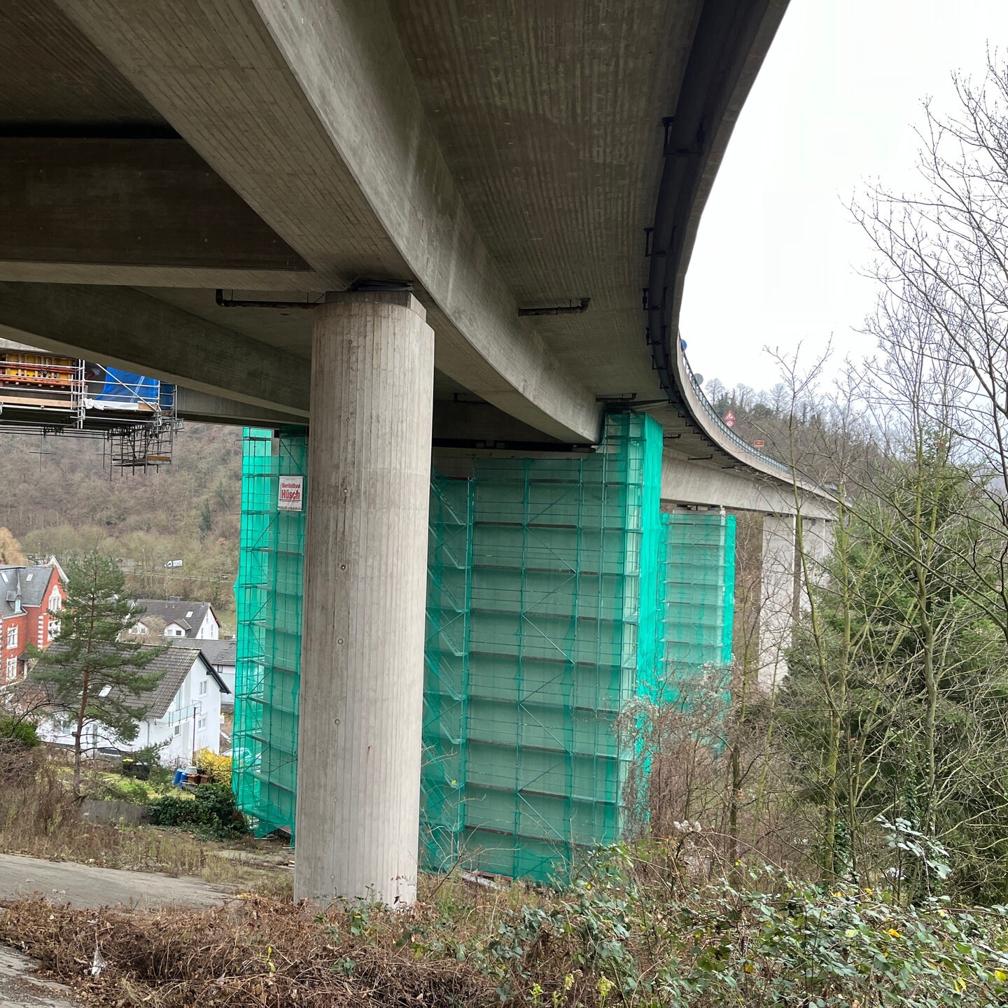 Hochbrücke Der B42 Bei Lahnstein Gesperrt - Bislang Kein Chaos - SWR ...