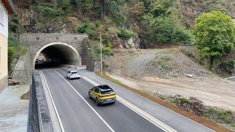14 Monate nach Flutkatastrophe: Tunnel in Altenahr fertig und wieder befahrbar