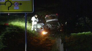 In der Nacht zum Dienstag haben Unbekannte in Koblenz einen Geldautomaten gesprengt. Die Polizei hat zwei Männer festgenommen.