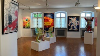 Blick in die Streetart-Ausstellung "Vandals" in der Stadtgalerie Neuwied