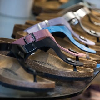 Sandalenhersteller Birkenstock geht an die Börse