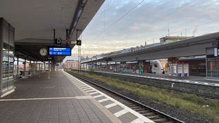 Der Streik der Gewerkschaft Deutscher Lokführer hat auch Auswirkungen auf den regionalen Bahnverkehr im nördlichen Rheinland-Pfalz. Viele Regionalbahnen wurden ersatzlos gestrichen. 