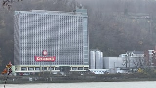 Außenansicht Koblenzer Brauerei. Von ihr stammen die beliebten Biermarken Königsbacher und Nette Pils.