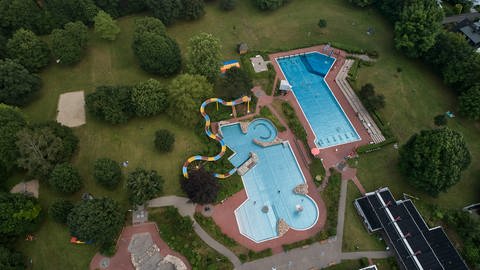 Das Freibad in Vallendar. Die DLRG-Vallendar konnte keine Schwimmkurse anbieten, weil der Nutzungsvertrag fehlt. Jetzt gibt es eine vorläufige Erlaubnis.