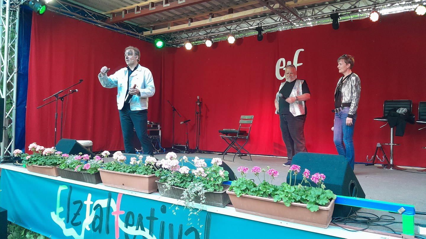 Beim Elztalfestival in Roes in der Eifel treten unter anderem Musiker und Kabarettisten auf.