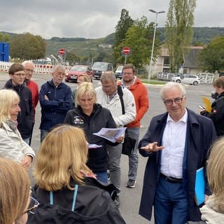 Ortsbegehung zur Gewässerwiederherstellung in Bad Neuenahr-Ahrweiler