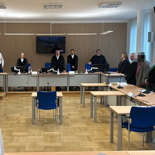 Heute wird das Urteil erwartet imFall der Messerstecherei im Zug in Lahnstein.