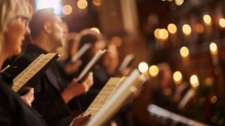 Auf dem Koblenzer Weihnachtsmarkt singen in diesem Jahr keine Chöre wegen zu hoher Gema-Gebühren.