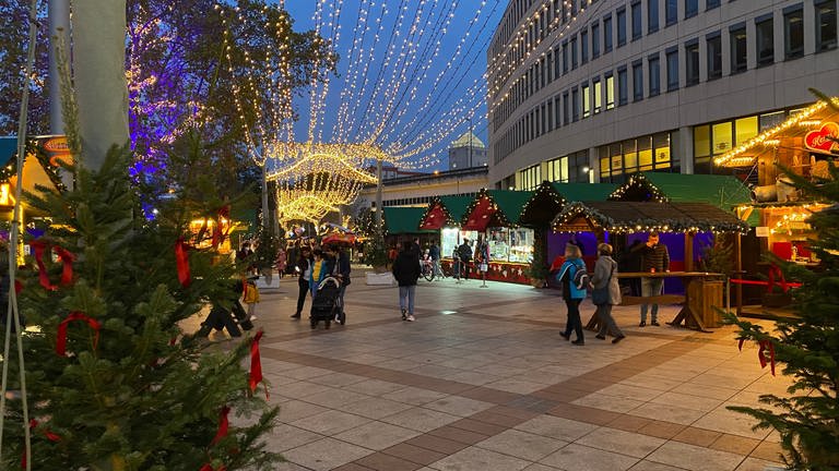 Impressionen vom Weihnachtsmarkt in Ludwigshafen