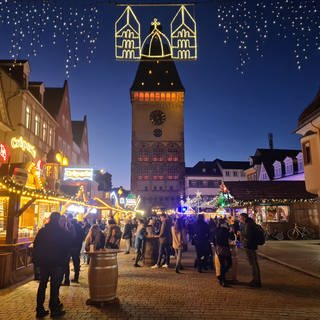 Der Weihnachtsmarkt in Speyer 2021 kurz nach der Eröffnung.