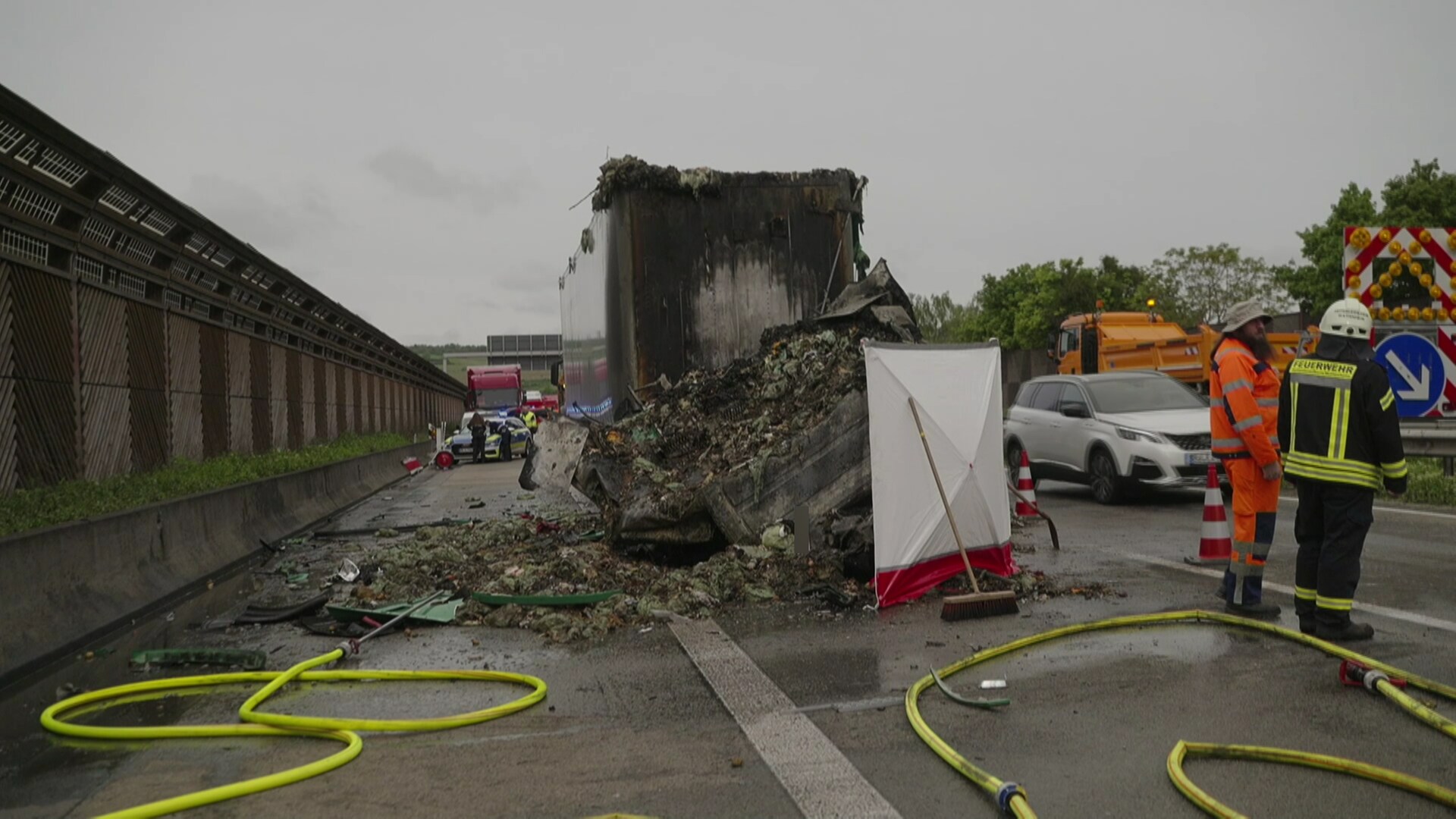 Lkw-Fahrer Stirbt Bei Unfall Auf A6 Bei Grünstadt - SWR Aktuell