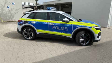 E-Streifenwagen bei der Polizei Landau