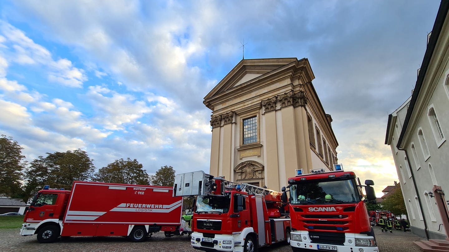 Die katholische Wallfahrtskirche Mariä Himmelfahrt in Oggersheim hat gebrannt