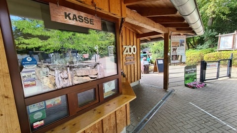 Der Eingang im Zoo Landau