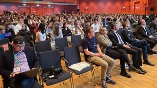 Schülerinnen und Schüler beim Schülerklimagipfel in Germersheim