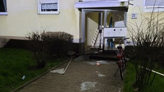 Explosion in Mehrfamilienhaus und Autobrand in Haßloch