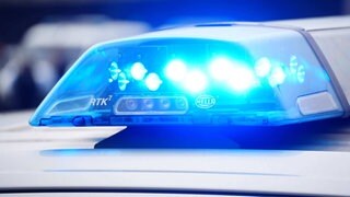 Nach einer Schlägerei in Schwegenheim sucht die Polizei Zeugen. 