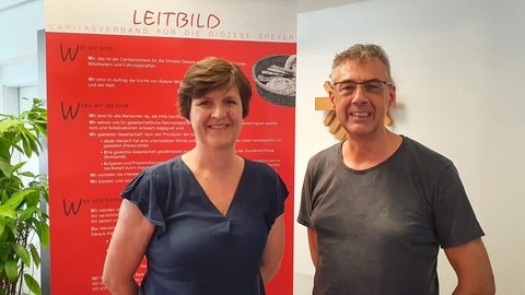 Beate Czodrowski und Marc Pfeiffer des Caritas Zentrums Ludwigshafen