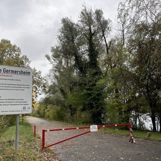 Am Baggersee in Germersheim ist der Mörder der Polizei entkommen.
