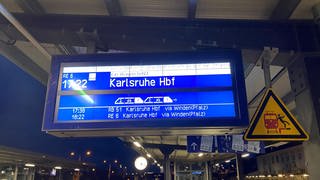 Zugausfälle voller Bahnsteig Landau leerer Bad Bergzabern