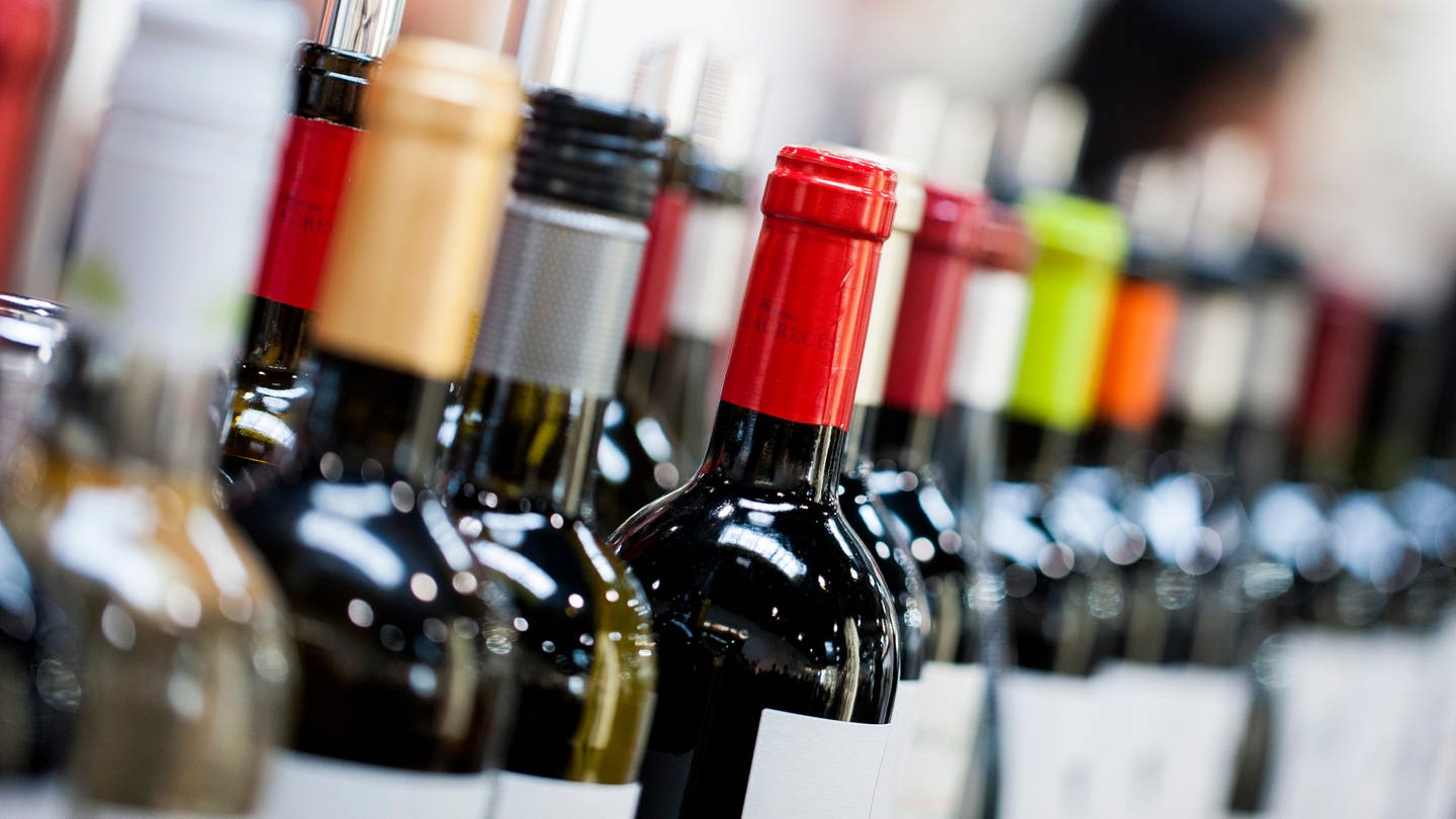 Neue Etikettenpflicht: Ab dem 8. Dezember müssen auch bei Wein und Sekt Nährwerte und Zusatzstoffe ausgewiesen sein